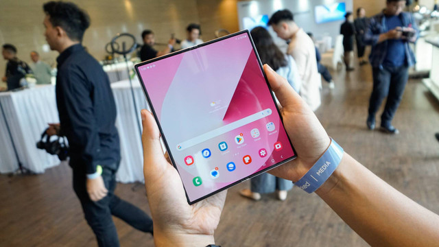 Samsung Galaxy Z Fold. Foto: Kevin S. Kurnianto/kumparan
