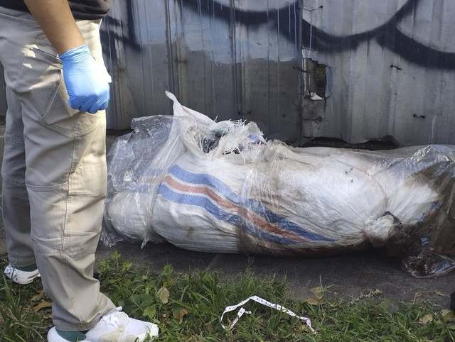 Karung berisi mayat di Tangerang. Foto: Dok. Istimewa