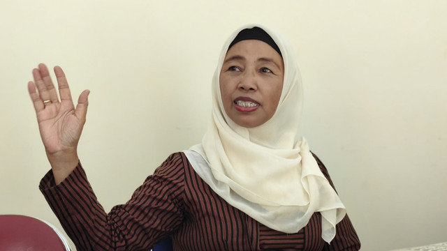 Yustina Wardani (61) pendiri Kelompok Swabantu atau Self Help Group (SHG) Luhur Jiwo Kalurahan Sidoluhur, Kapanewon Godean, Kabupaten Sleman, Selasa (22/4/2025). Foto: Arfiansyah Panji Purnandaru/kumparan
