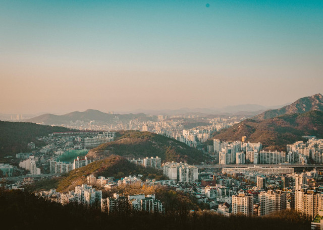Ilustrasi Pemain Drama Our Unwritten Seoul. Pexels/Marius Mann