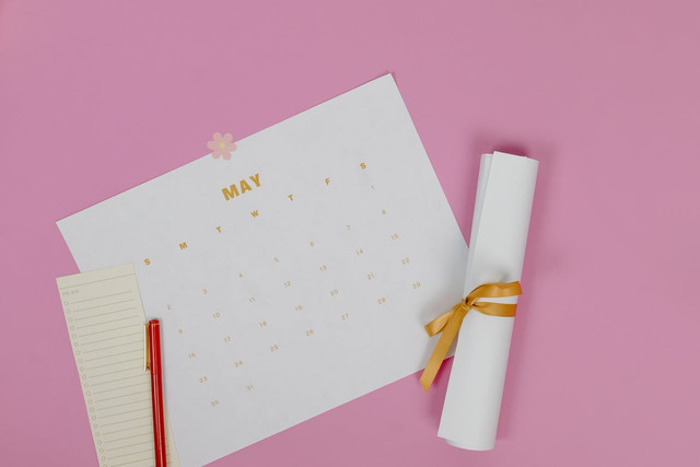 Ilustrasi untuk daftar libur kalender Mei 2025. Sumber: pexels.com/Tara Winstead