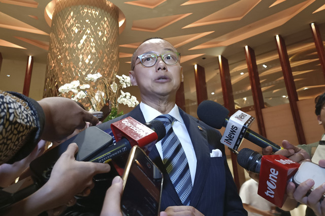 Wakil Ketua Majelis Permusyawaratan Rakyat (MPR) dari Fraksi PAN Eddy Soeparno di Kawasan Hotel Oriental Jakarta, Selasa (22/4/2025). Foto: Muhammad Fhandra Hardiyon/kumparan