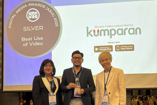 kumparan kembali meraih penghargaan Best Use of Video dalam ajang WAN-IFRA Digital Media Awards Asia 2025 melalui video dokumenter Kisah Nelayan Sungai Serkap Menangkap Ikan Tanpa Merusak Alam. Foto:  Joshua Deneam/kumparan