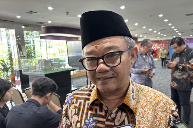 Mendikdasmen, Abdul Mu'ti di Gedung Pusat Edukasi Antikorupsi, Jakarta, Kamis (24/4/2025).  Foto: Abid Raihan/kumparan