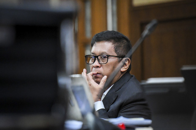 Terdakwa kasus dugaan perintangan penyidikan kasus korupsi Harun Masiku dan pemberian suap, Hasto Kristiyanto menjalani sidang lanjutan di Pengadilan Tipikor, Jakarta, Kamis (24/4/2025). Foto: Sulthony Hasanuddin/ANTARA FOTO 
