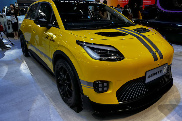 AION UT dengan racing look di Shanghai Auto Show 2025. Foto: Dok. kumparan