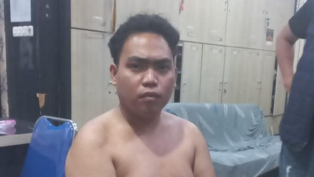 Tampang Gusmadi Wiranata (23) yang menembak ibu kandungnya di OKU Timur. Foto: Dok. Polres OKU Timur