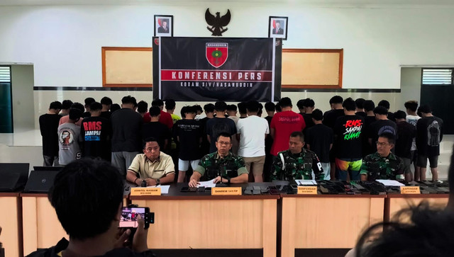 Kodam XIV/Hasanuddin Ungkap Sindikat Penipuan Digital Passobis yang Mencatut Nama Pejabat Kodam Foto: Dok. Kodam Hasanuddin XIV