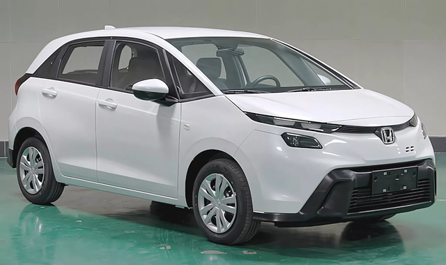 Tampang Honda Jazz generasi ke-4 facelift. Foto: Carscoops