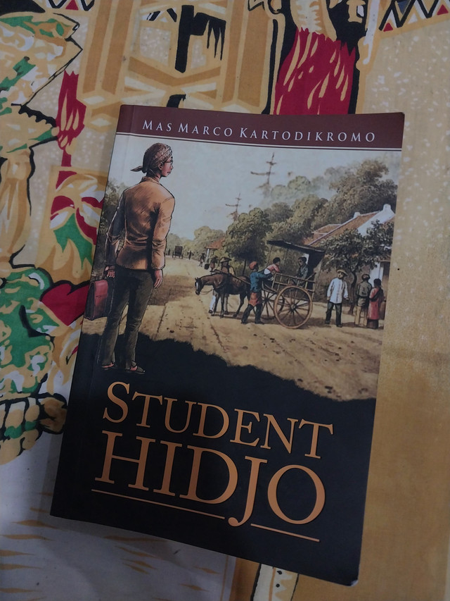 Novel Student Hidjo, (Sumber Gambar: Dokumentasi Pribadi).