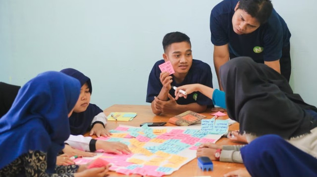 Ilustrasi: Managemen tidak hanya efesiensi, juga tentang nilai spiritualitas (Sumber:  Zainul Yasni. Under the Unsplash License)
