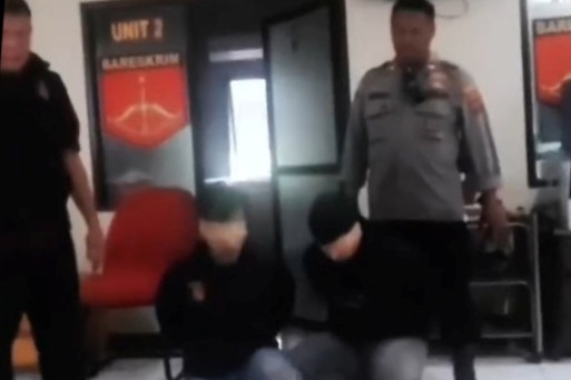 Polsek Bogor Timur amankan dua pelaku pemerasan yang mengaku sebagai Polisi. Foto: Instagram/ @polrestabogorkota