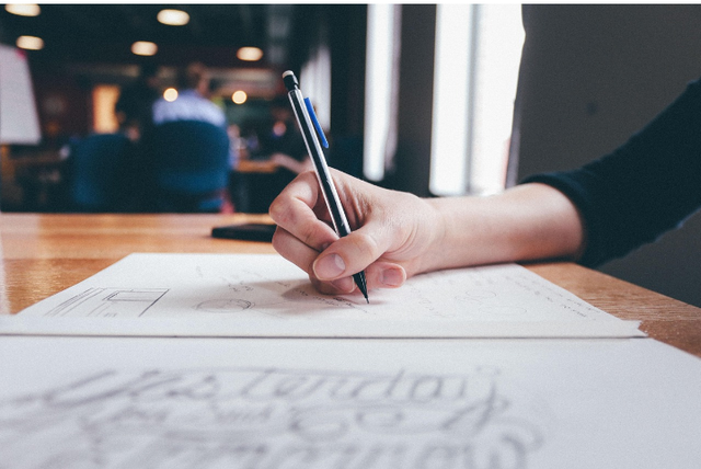 Ilustrasi pantun Hari Pendidikan Nasional. Sumber foto: Pixabay/ StartupStockPhotos