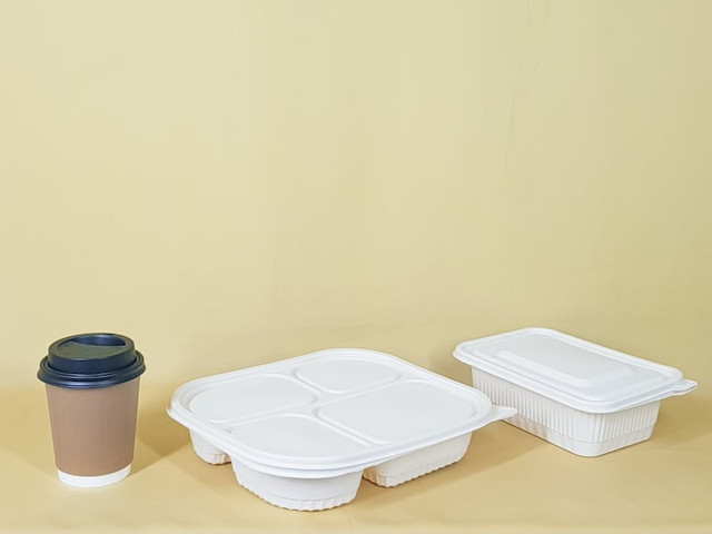 4 toko plastik Makassar. Foto hanyalah ilustrasi bukan tempat sebenarnya. Sumber: Unsplash/Agenlaku Indonesia
