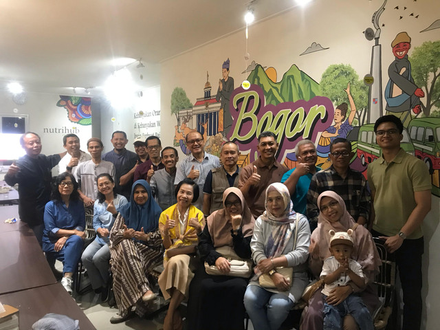 Komunitas alumni NFI melakukan kegiatan temu kangen bersama 25/04/25. Foto : Dokumentasi Pribadi