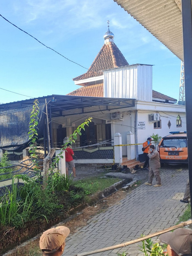 Lokasi pembacokan di Musala Al Manar, Desa Kedungadem, Kecamatan Kedungadem, Kabupaten Bojonegoro, Jawa Timur. Selasa (29/04/2025) (Aset: Istimewa)