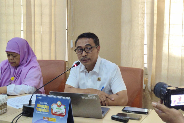 Kepala Kantor BPN Bantul, Tri Harnanto, di kantornya, Selasa (29/4/2025). Foto: Arfiansyah Panji Purnandaru/kumparan