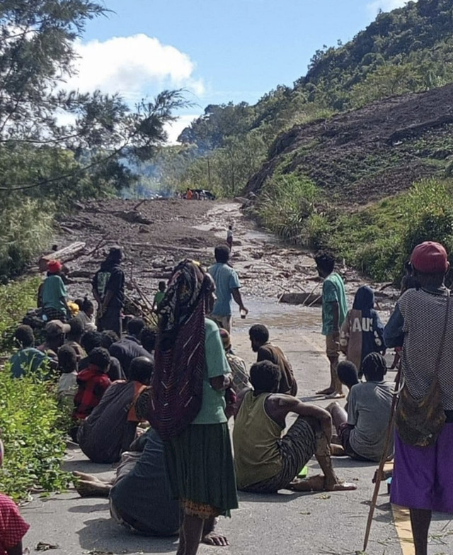 Kemensos mengirimkan bantuan untuk ribuan korban banjir dan longsor di Wamena, Jayawijaya, Papua Pegunungan. Foto: Kemensos RI