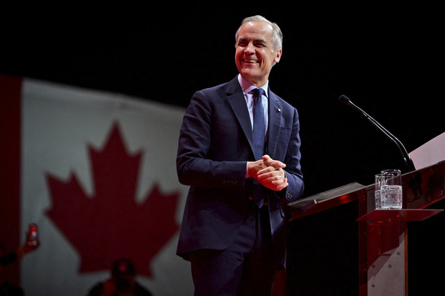 Perdana Menteri Kanada Mark Carney menghadiri sebuah acara di markas besar malam pemilihan Partai Liberal di Ottawa, Ontario, Kanada, Selasa (29/4/2025). Foto: Jennifer Gauthier/REUTERS