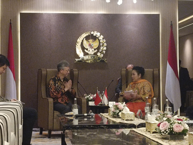 Ketua Komisi IV DPR RI Siti Hediati Soeharto dan Dubes China untuk Indonesia Wang Lutong di Kompleks Parlemen, Jakarta, Selasa (29/4/2025). Foto: Muhammad Fhandra Hardiyon/kumparan
