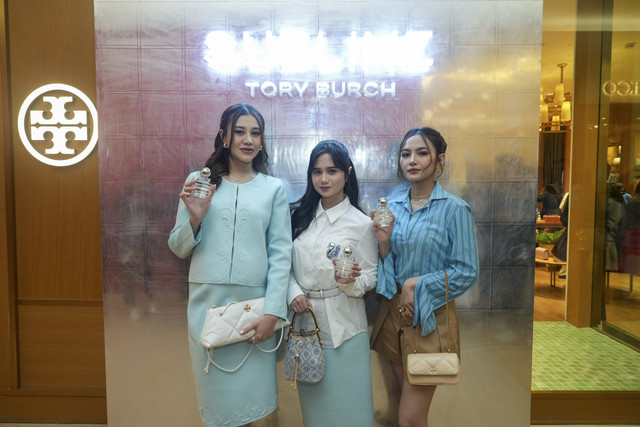Peluncuran parfum Tory Burch Sublime di Plaza Indonesia, Jakarta Pusat, Kamis (24/4/2025). Foto: Dok. Tory Burch