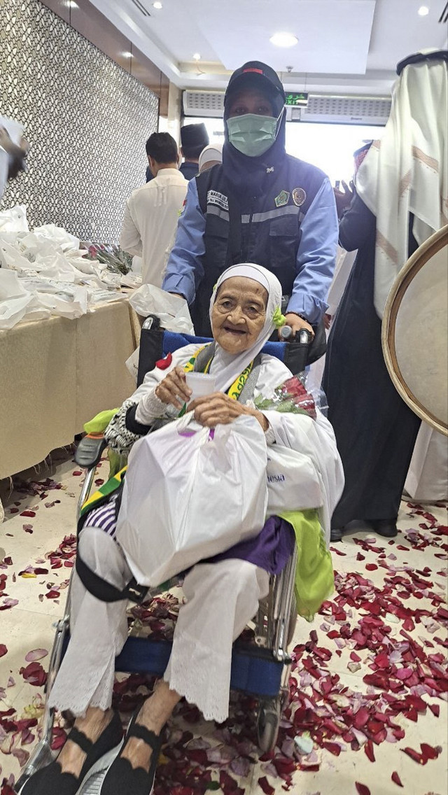 Jemaah haji kloter I tiba di Madinah.  Foto: Dok. Media Center Haji
