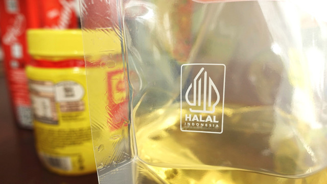 Ilustrasi logo halal. Foto: tone kale/Shutterstock