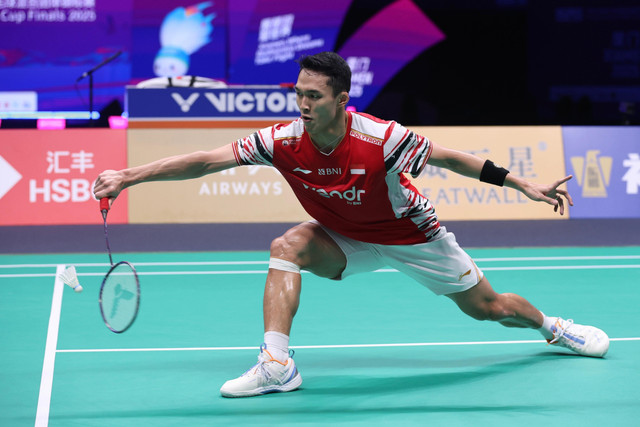 Jonatan Christie saat bertanding di Piala Sudirman 2025 yang digelar di Fenghuang Gymnasium, Xiamen, China. Foto: dok PBSI
