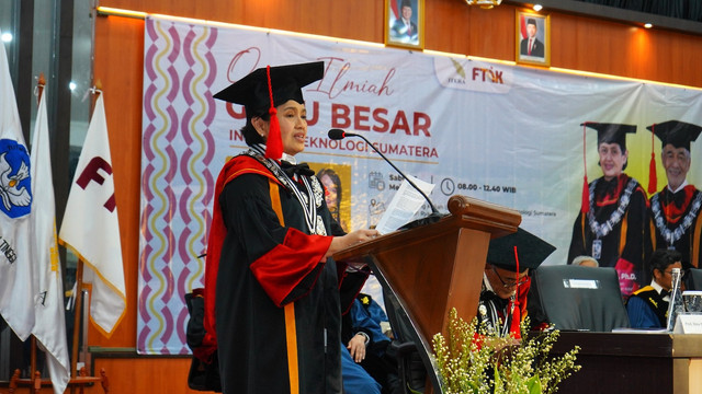 Prof. Harkunti Pertiwi Rahayu guru besar dari Program Studi Perencanaan Wilayah dan Kota. | Foto: Humas Itera