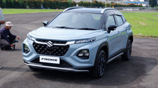 Tampilan Suzuki Fronx yang meluncur di Indonesia. Foto: Sena Pratama/kumparan