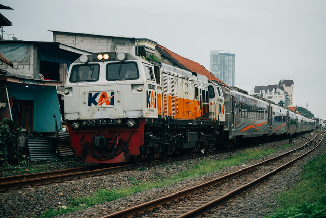 Jadwal KA Serayu pagi dari Pasar Senen, foto hanya ilustrasi, bukan kereta sebenarnya: Unsplash/Salman Rameli