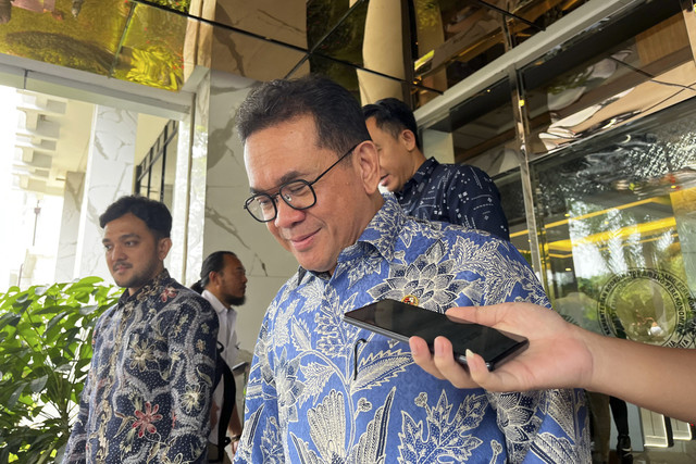 Menteri Perdagangan (Mendag) Budi Santoso di Kantor Kemenko Perekonomian, Jakarta, Selasa (6/5/2025). Foto: Muhammad Fhandra Hardiyon/kumparan