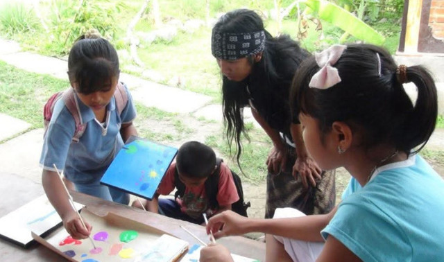 (Quality time bersama anak-anak || dok foto @pitutsaputra)