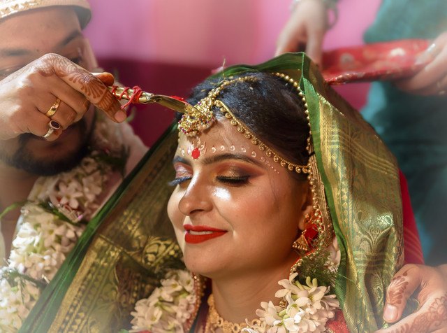Ilustrasi Sindoor. Foto: ABIR ROY BARMAN/Shutterstock