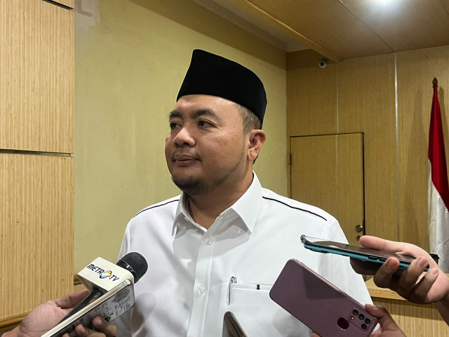 Ketua KPU Mochammad Afifuddin saat diwawancara di media center bawaslu, Jakarta Pusat, Rabu (8/5). Foto: Rayyan Farhansyah/kumparan