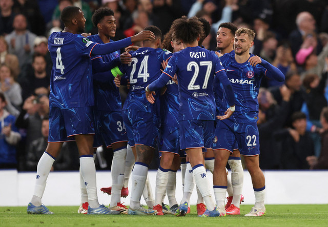 Selebrasi gol saat laga Chelsea vs Djurgardens IF dalam semifinal leg kedua Liga Konferensi Eropa 2024/25 di Stadion Stamford Bridge, London, Inggris pada Jumat (9/5) dini hari WIB. Foto: REUTERS/David Klein