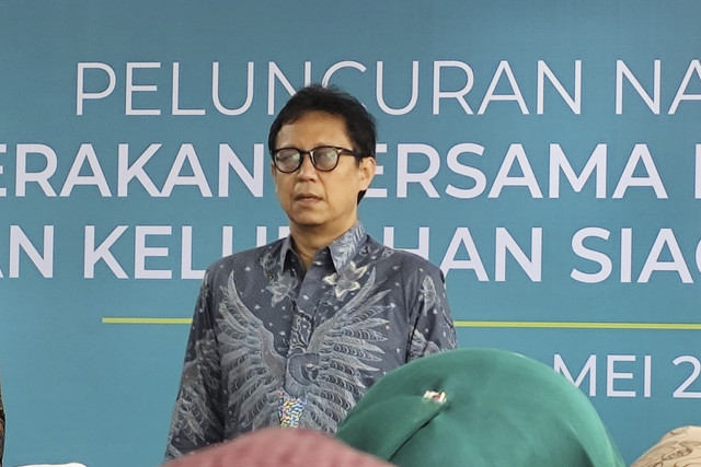 Menkes Budi Gunadi Sadikin pada Peluncuran Nasional Gerakan Bersama Penguatan Desa dan Kelurahan TBC di Kantor Kelurahan Kampung Rambutan, Jakarta, Jumat (9/5/2025). Foto: Alya Zahra/kumparan 