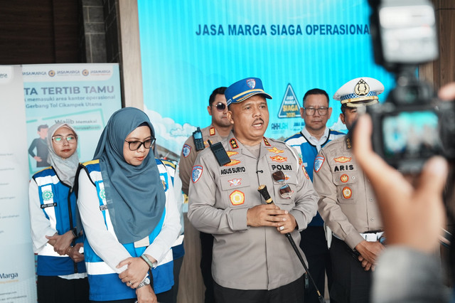 Kakorlantas Polri Irjen Pol Agus Suryonugroho, di Command Center Korlantas Polri KM 29. Foto: Dok. Istimewa
