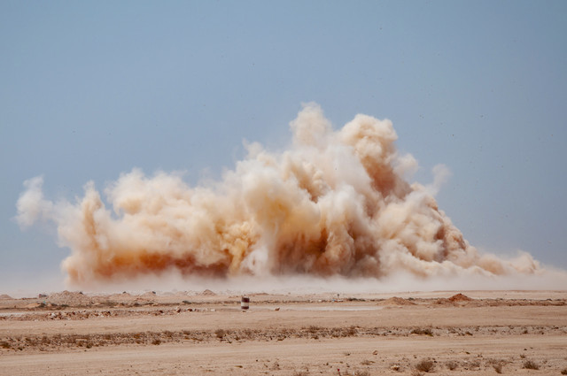 Ilustrasi ledakan. Foto: Hussain Warraich/Shutterstock