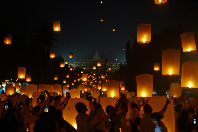 Ilustrasi Festival Lampion. Foto: Anis Efizudin/ANTARA FOTO