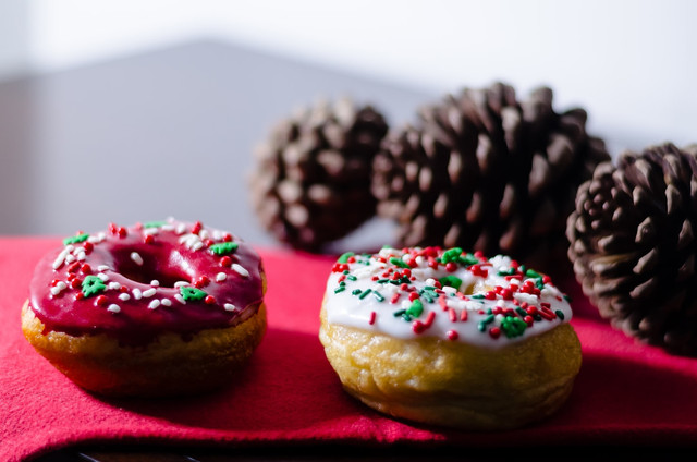 Ilustrasi Kenapa Adonan Donat Harus Didiamkan Dulu, Foto:Unsplash/Frederick Medina