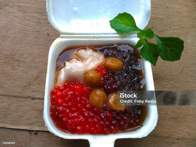 Ilustrasi Jenang Campur (sumber: https://www.istockphoto.com/id/)