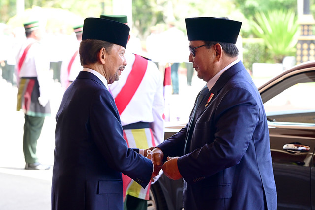 Prosesi upacara penyambutan Presiden Prabowo Subianto saat melawat ke Brunei Darussalam pada Rabu (14/5/2025). Foto: Dok. Muchlis Jr - Biro Pers Sekretariat Presiden