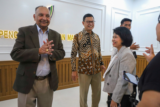 Kepala BPOM Taruna Ikrar menerima kunjungan Senior CMC Advisor Vaccine Development Gates Foundation Rayasam Prasad di Kantor BPOM, Jakarta pada Kamis (15/5/2025). Foto: Iqbal Firdaus/kumparan