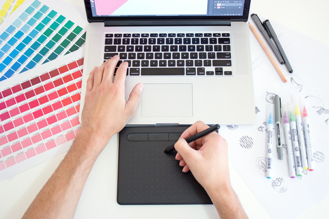 Cara Meningkatkan Profil Freelance agar Dilirik Klien. Foto hanya ilustrasi, bukan tempat sebenarnya. Foto: dok. Unsplash/Theme Photos