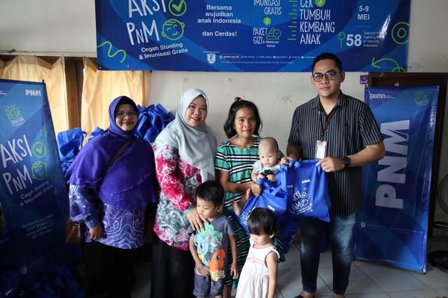 PNM menggelar aksi serentak pencegahan stunting dan imunisasi gratis mencakup edukasi gizi, pemeriksaan kesehatan, serta pembagian makanan tambahan bergizi untuk ibu dan anak. (ist)