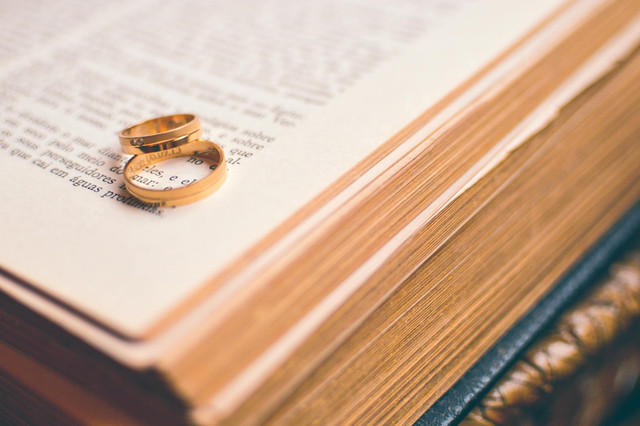 Ilustrasi sinopsis The Red Envelope. Foto: Pexels.com/Caio