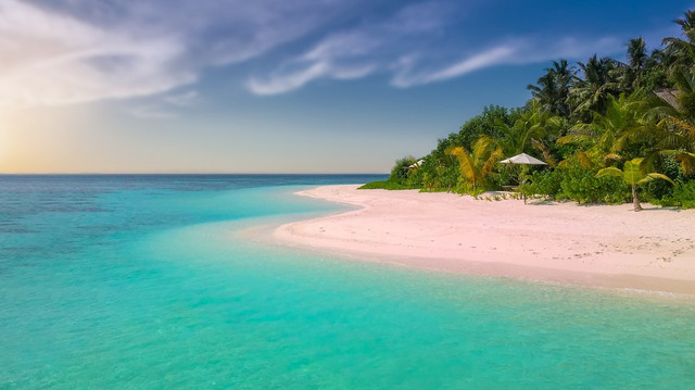 Pantai Banyu Tibo (Foto hanya ilustrasi, bukan tempat sebenarnya) Sumber: pixabay/ Walkerssk
