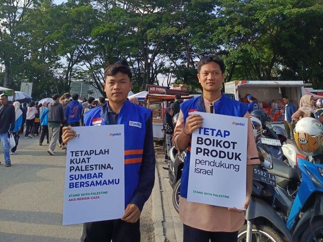 Aksi Bela Palestina oleh Santri Rumah Tahfidz Binaan DT Peduli Sumbar (Sumber : DT Peduli)