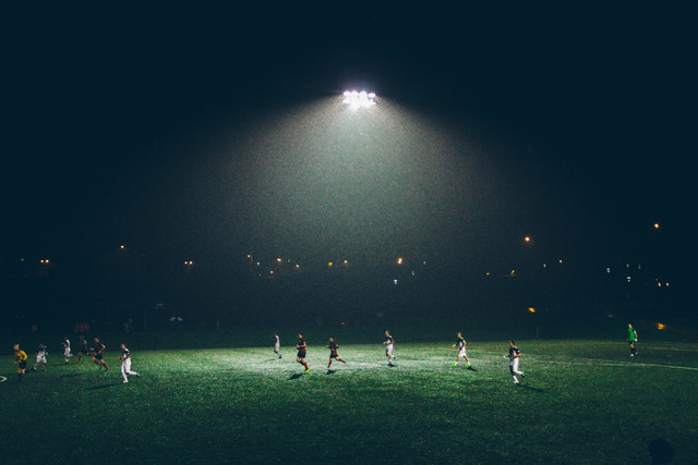 Ilustrasi Prediksi Susunan Pemain PSS Vs Persija Jakart. Sumber: Unsplash/Abigail Keenan